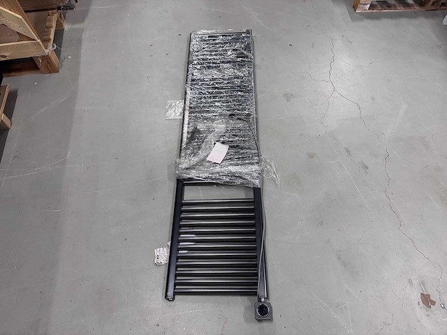 Wb - elektrische radiator smart wifi - designradiator - afbeelding 1 van  2
