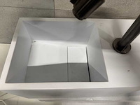 Wb - fontein solid surface 20x54x20 cm + kraan - afbeelding 4 van  7