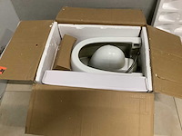 Wb - vesta 32.3331 - bidet wc met geïntegreerde kraan koud randloos incl. wc-bril - afbeelding 3 van  4