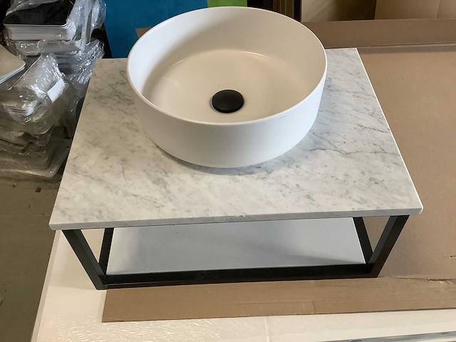 Wb - waskom met muurbeugel 60x46x27 cm - afbeelding 1 van  4