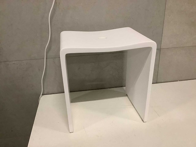 Wb - zita - badkamer kruk wiesbaden 40x30x42,5 cm - afbeelding 3 van  6