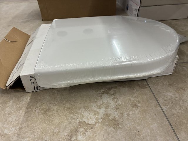 Wc bril villeroy & boch. - afbeelding 2 van  2