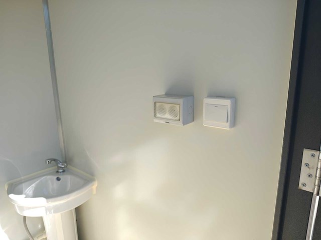 Wc unit dubbel - sanitairunit - afbeelding 15 van  16