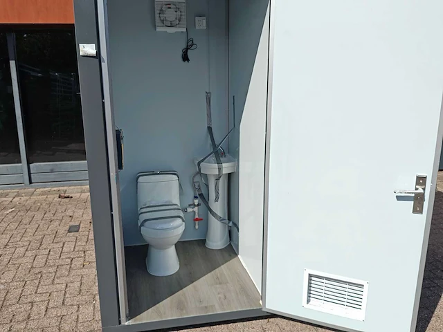 Wc unit dubbel - sanitairunit - afbeelding 14 van  15