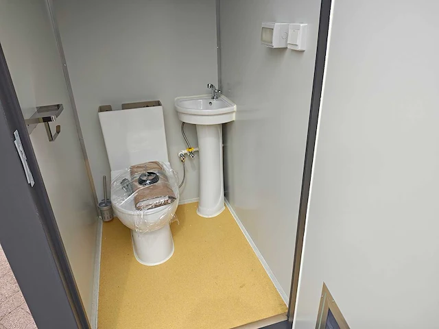 Wc unit dubbel - sanitairunit - afbeelding 2 van  17