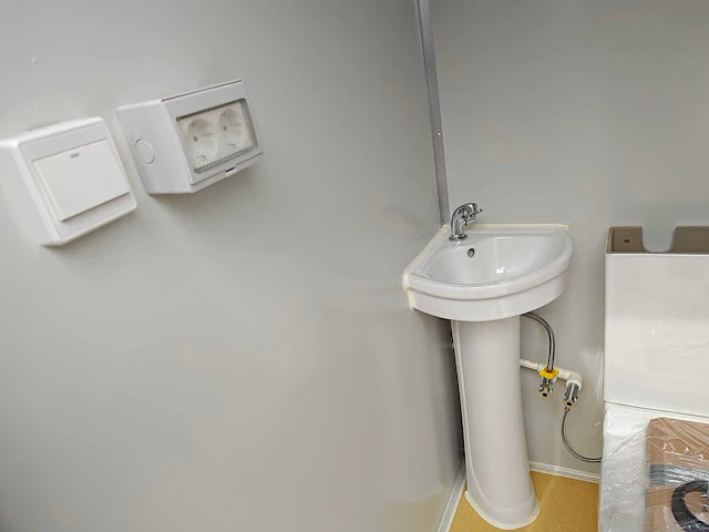 Wc unit dubbel - sanitairunit - afbeelding 16 van  17