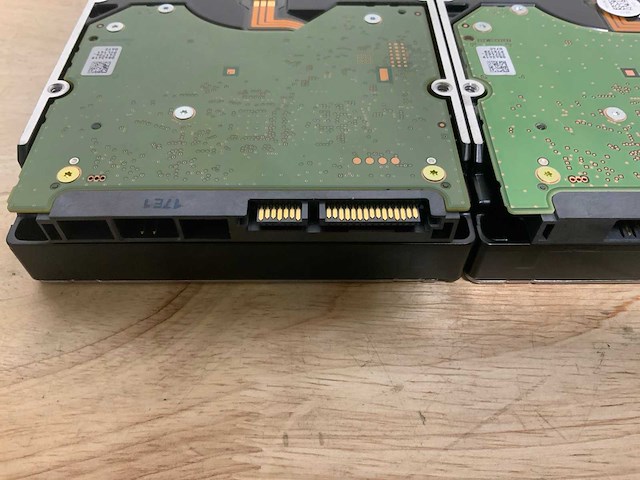 Wd dc hc330 sata interne hdd 10tb (2x) - afbeelding 4 van  4