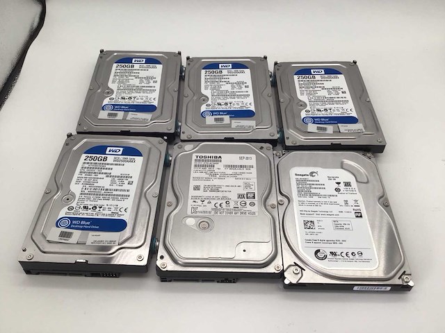 Wd seagate toshiba desktop interne hardeschijf (6x) - afbeelding 2 van  6