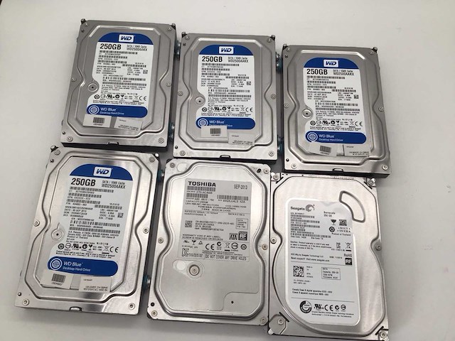 Wd seagate toshiba desktop interne hardeschijf (6x) - afbeelding 3 van  6