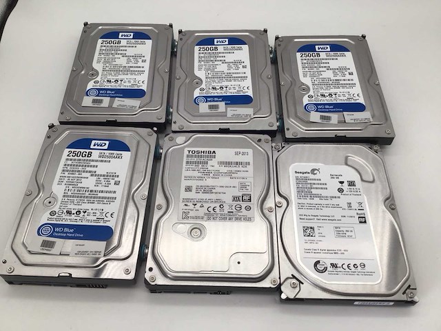 Wd seagate toshiba desktop interne hardeschijf (6x) - afbeelding 4 van  6