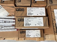 We partij smd-condensatoren - afbeelding 4 van  12
