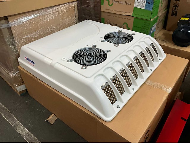 Webasto cc8 + compressor sp20 professioneel airconditioning systeem - afbeelding 12 van  20