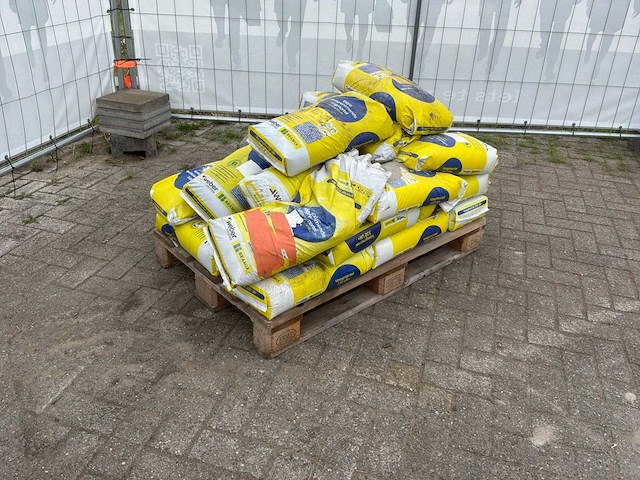 Weber - 332 ur+ - voegmortel - afbeelding 6 van  6