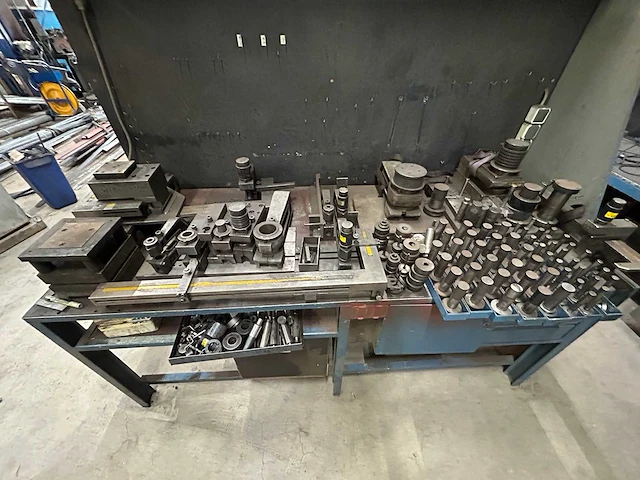 Weber - overige pons- en stansmachines - ponsbeugels - afbeelding 1 van  12