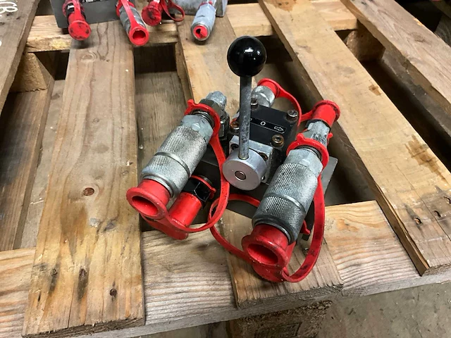 Weber hydraulik ezv 330 hydraulische hogedruk verdeelblok - afbeelding 3 van  4