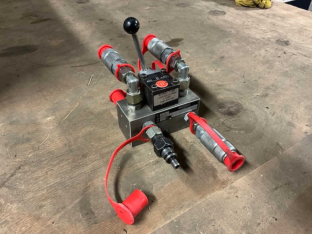 Weber hydraulik hydraulisch verdeelblok - afbeelding 1 van  3