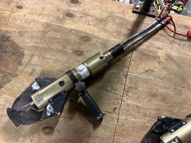 Weber hydraulik s90 hydraulische schaar - afbeelding 1 van  5