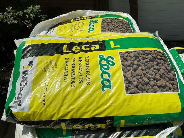 Weber leca l 10–20 mm geëxpandeerde kleikorrels – circa 40 zakken – 3 pallets - afbeelding 1 van  7