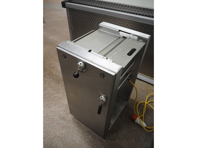 Weber maschinenbau gmbh - afbeelding 3 van  9