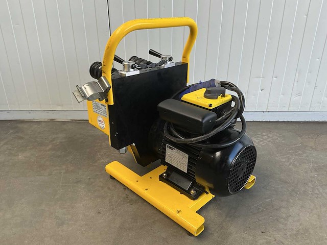 Weber rescue persmachine/redgereedschap brandweermateriaal - afbeelding 9 van  13