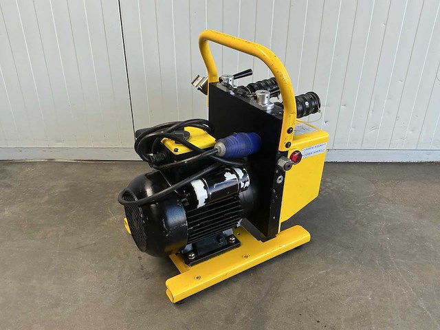 Weber rescue persmachine/redgereedschap brandweermateriaal - afbeelding 10 van  13