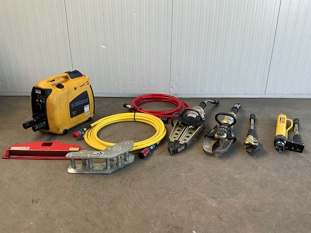 Weber rescue v-ecosilent persmachine/redgereedschap brandweermateriaal - afbeelding 1 van  17