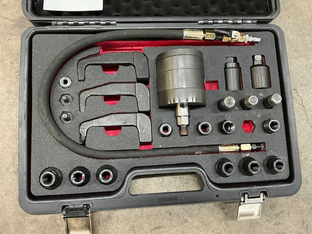 Weber tools - wt 3334 - pneumatische diesel injector slagtrekker - afbeelding 2 van  3