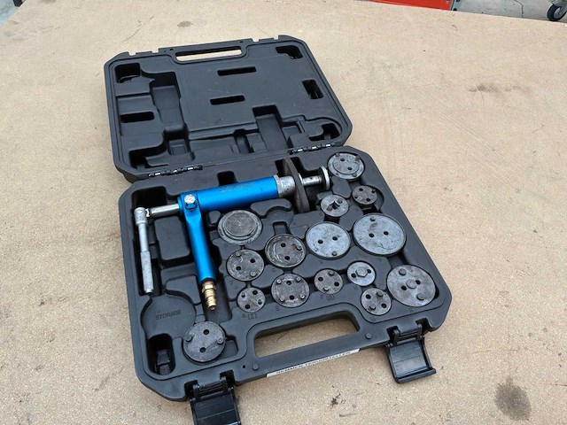 Weber tools rem terugstel set lucht bediend - afbeelding 1 van  3