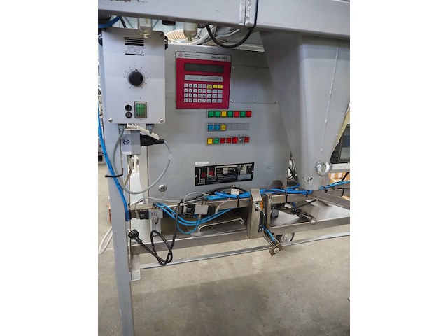 Weber waagenau u. wägeelktronik gmbh - afbeelding 2 van  16