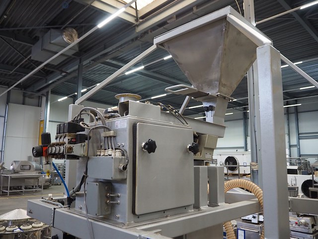 Weber waagenau u. wägeelktronik gmbh - afbeelding 14 van  16