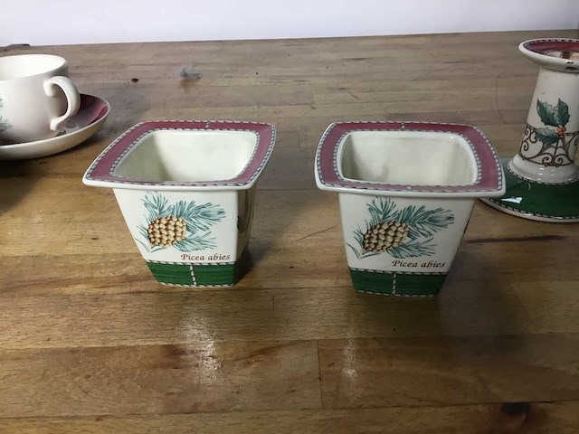 Wedgwood sarahs garden - thee servies - afbeelding 10 van  12