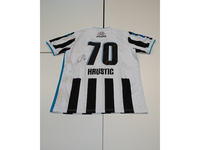 Wedstrijd gedragen ajdin hrustic shirt - heracles almelo stanno, zwart/wit, gesigneerd, xl - afbeelding 1 van  2