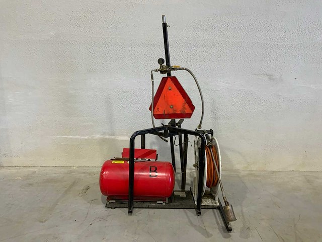 Weed control quadon gastank met raasm/sievert gasslanghaspel - afbeelding 1 van  6