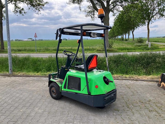 Weed trac onkruidborstelmachine met graskantensnijder - afbeelding 3 van  10