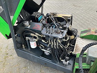Weed trac onkruidborstelmachine met graskantensnijder - afbeelding 7 van  10
