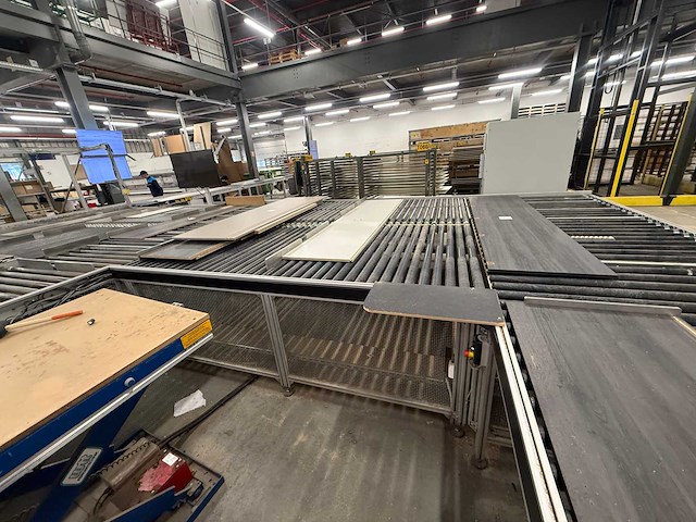 Weeke / optimat - 2008 - bhx 500 - cnc doorvoer bewerkingscentrum 5-zijdig boren & frezen - afbeelding 3 van  17