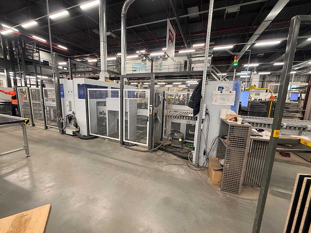 Weeke / optimat - 2008 - bhx 500 - cnc doorvoer bewerkingscentrum 5-zijdig boren & frezen - afbeelding 4 van  17