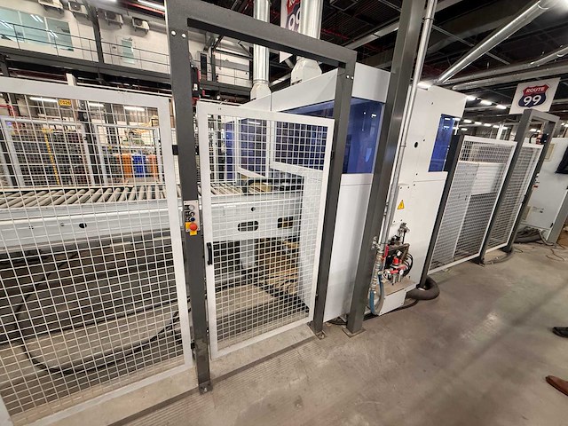 Weeke / optimat - 2008 - bhx 500 - cnc doorvoer bewerkingscentrum 5-zijdig boren & frezen - afbeelding 14 van  17