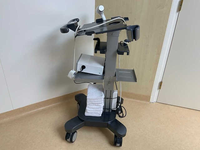 Weelko f-318a hot & cold hammer op trolley - afbeelding 2 van  10