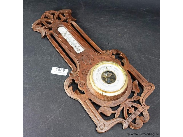 Weerstation in hout gevat - afbeelding 1 van  5