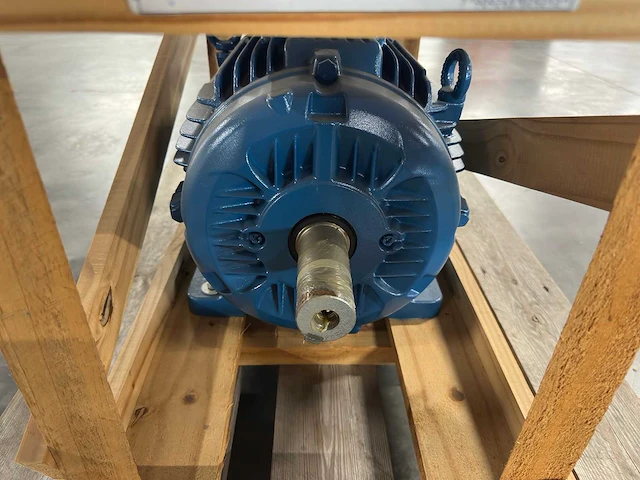 Weg - w22 premium - elektromotor 1x 18,5 kw - afbeelding 6 van  8