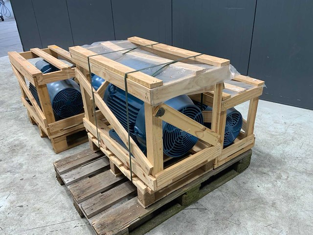 Weg elektromotoren ongebruikt (5x) - afbeelding 5 van  11