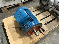 Weg v22 elektromotor - afbeelding 3 van  4