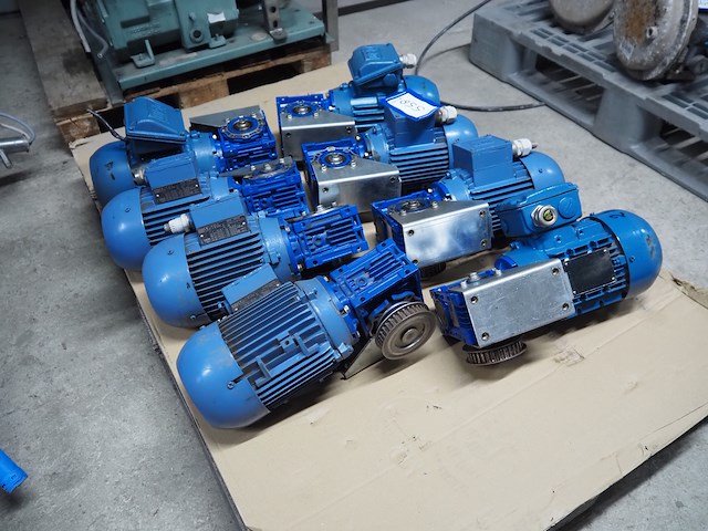 Weg - afbeelding 3 van  6