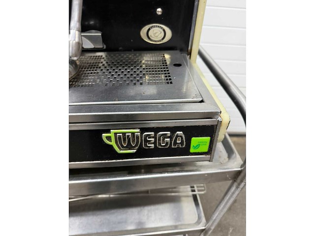 Wega 2-groeps koffiemachine - afbeelding 4 van  4