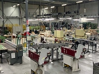 Wegens bedrijfsbeëindiging, leder bewerkingsmachines, gereedschappen en materialen