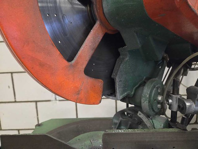 Wegoma - 1989 - sb 16s - afkortcirkelzaagmachine - afbeelding 6 van  14