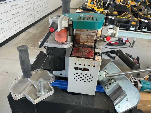 Wegoma porta master pm2000t draagbare kantband aanlijmmachine - afbeelding 4 van  6