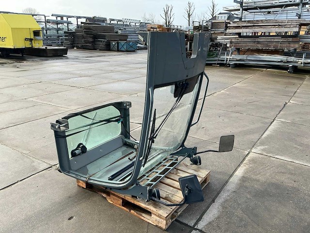 Weidemann shovel cabine - afbeelding 1 van  14