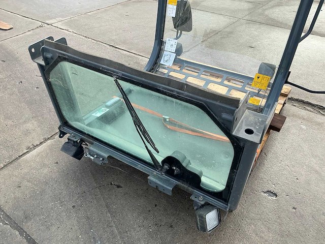 Weidemann shovel cabine - afbeelding 10 van  14